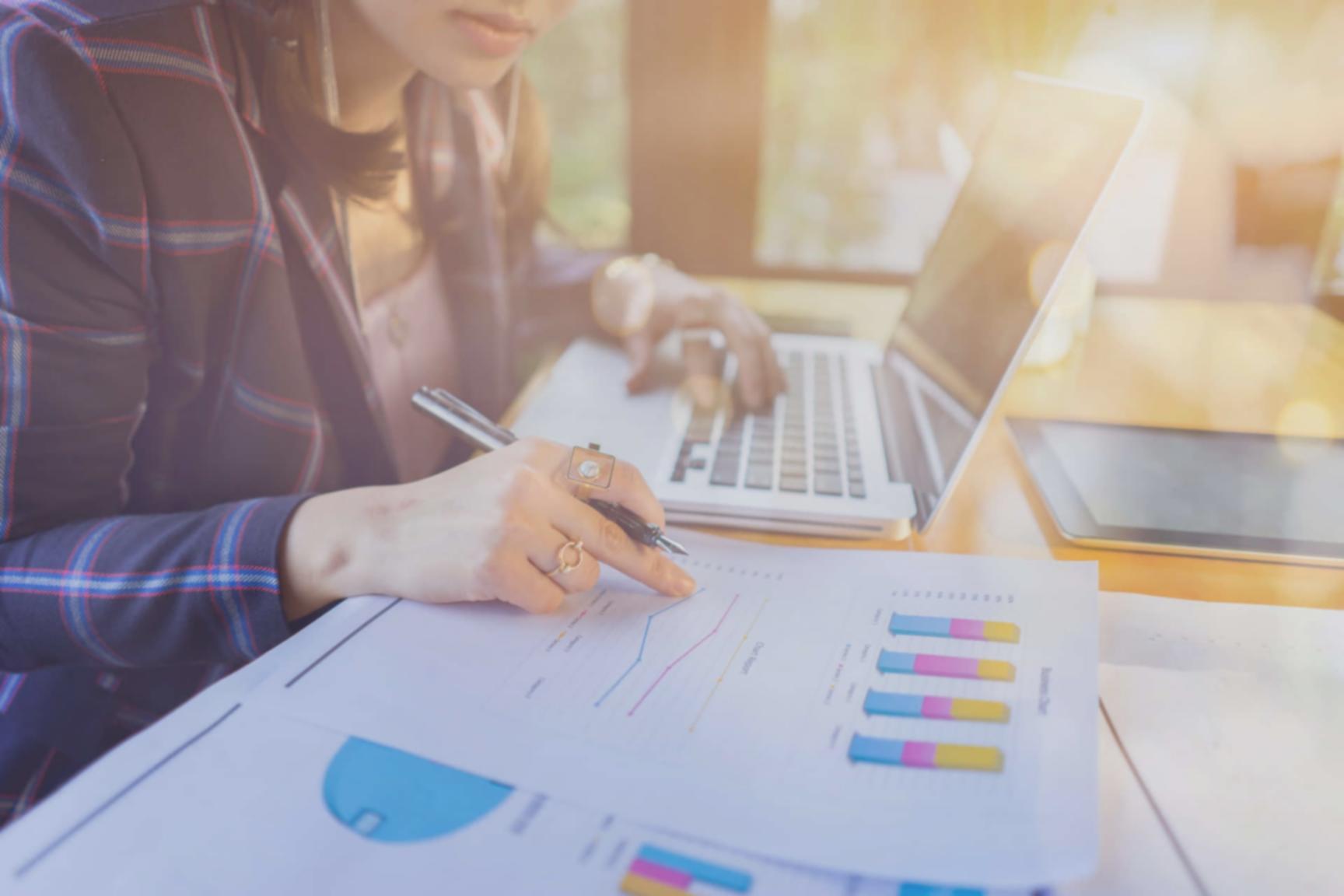 Keyword-Recherche Arbeitsbereich mit Datenanalyse